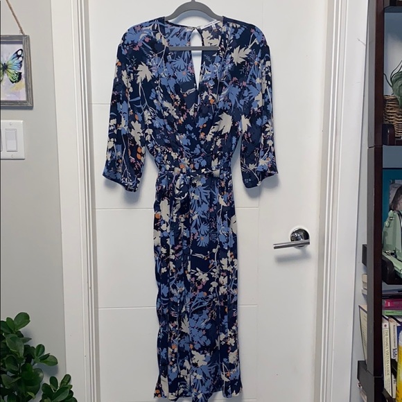 Floral v neck Jumper - Picture 2 of 5